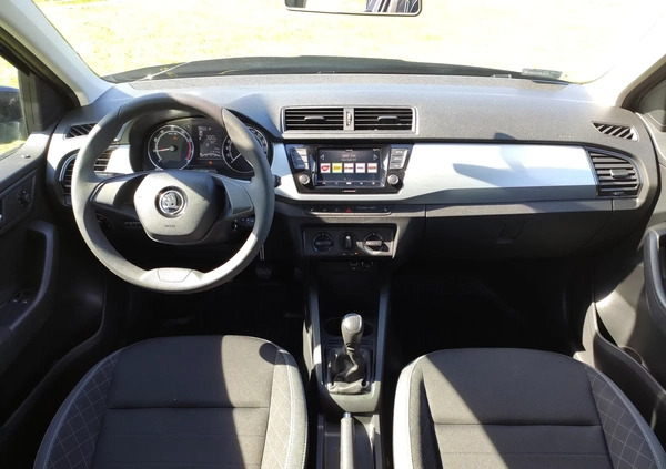 Skoda Fabia cena 34500 przebieg: 31000, rok produkcji 2021 z Nowy Dwór Gdański małe 667